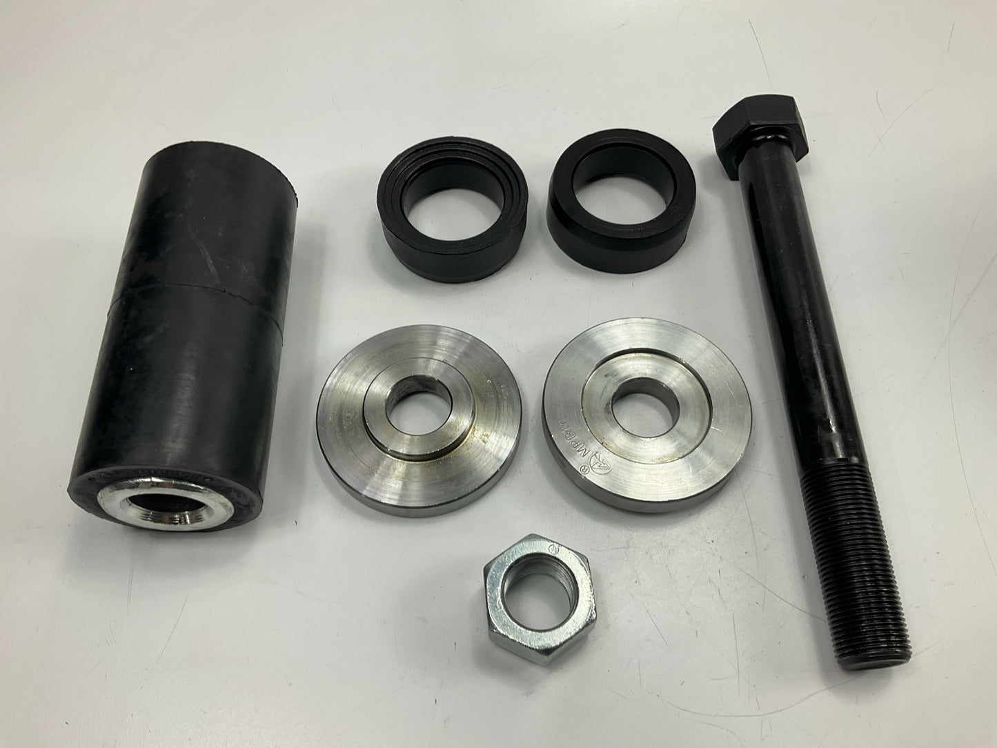 Automann TRK5905 Spring Eye Bushing & Bolt Kit For Peterbilt Air Leaf Suspension