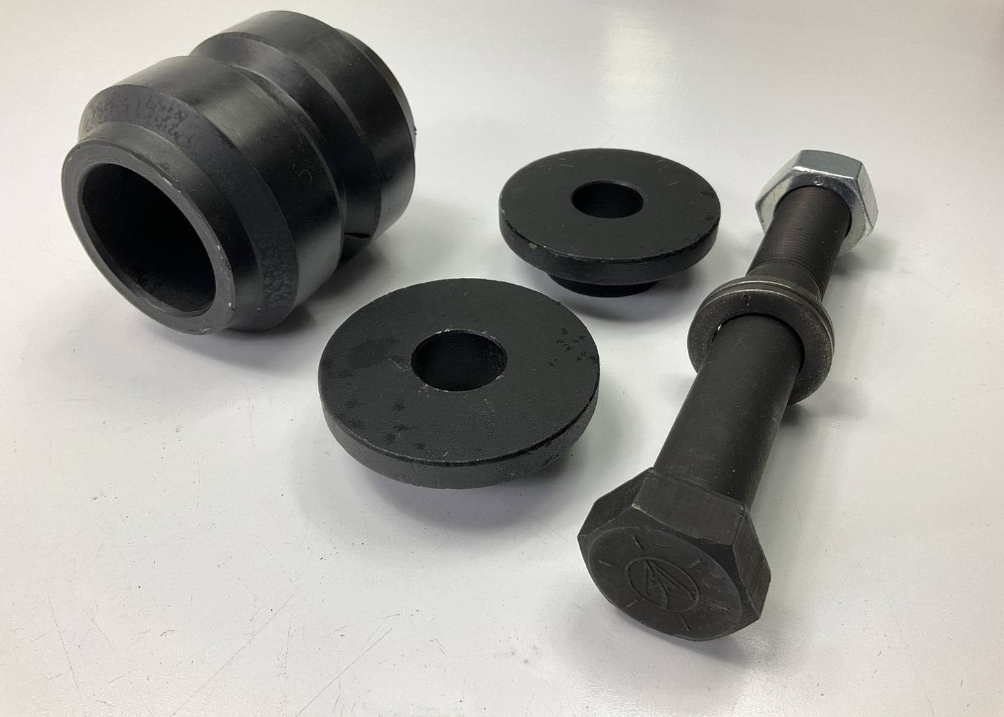 Automann TRK7004 Equalizer Bushing Kit Replaces E-9367 334-819 CQ70166 FR313