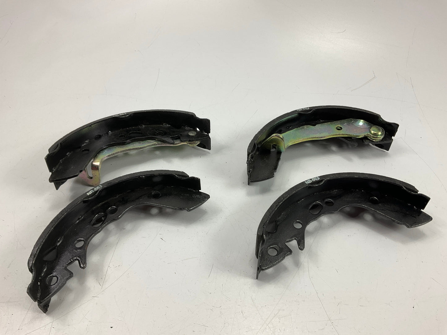 Autopart International 1404-10563 Rear Drum Brake Shoes