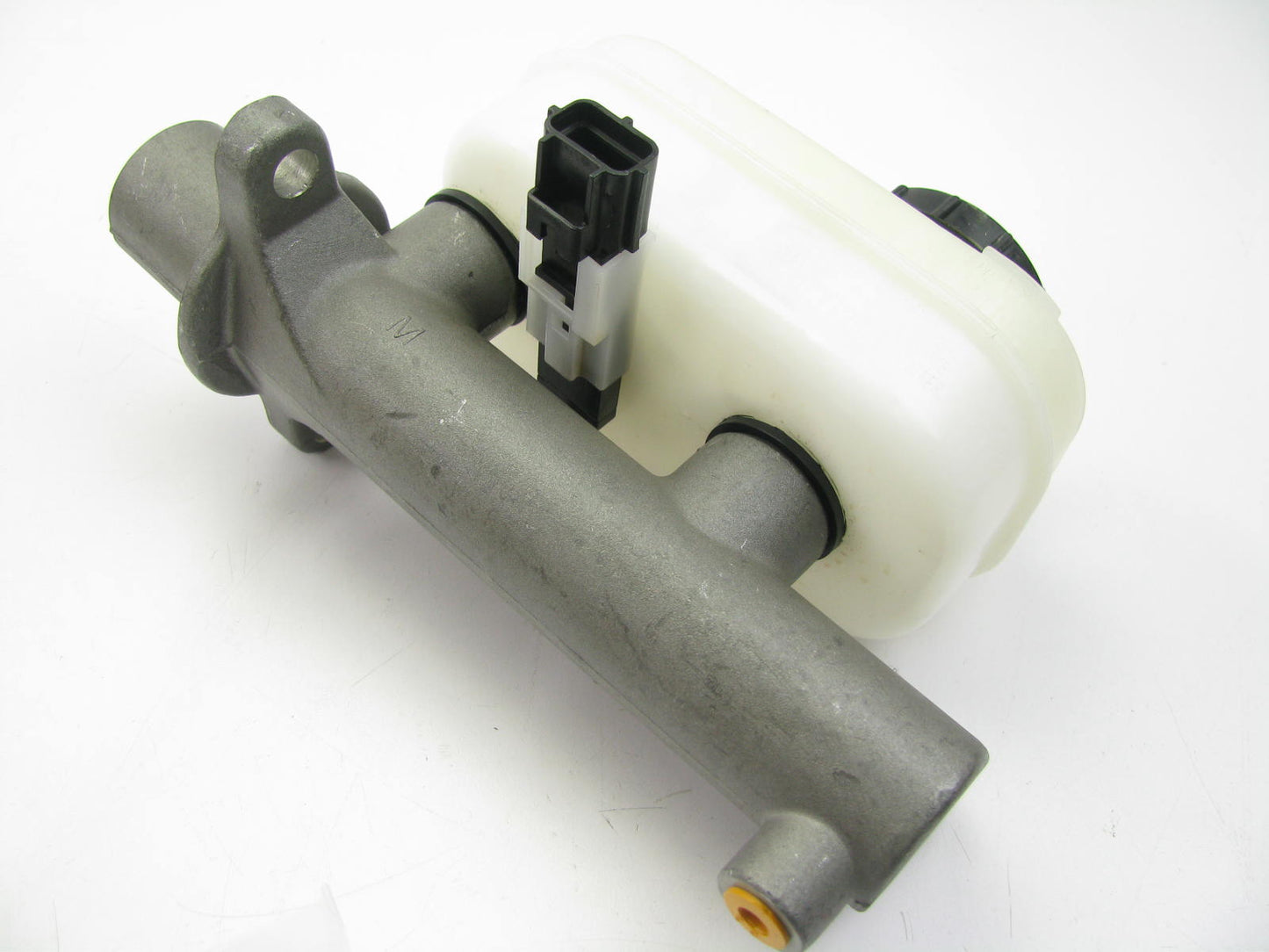 Autopart International 1475-92941 Brake Master Cylinder 1999-2003 Ford Windstar