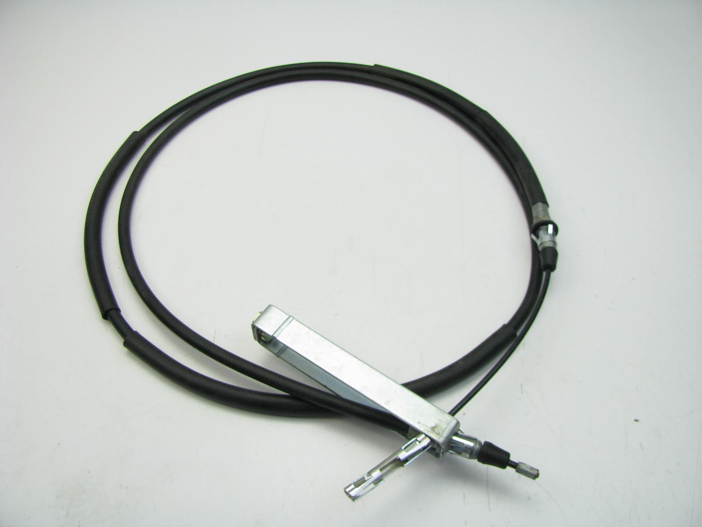Autopart 1479-03910 Center Parking Brake Cable - 1994-1999 Cadillac DeVille