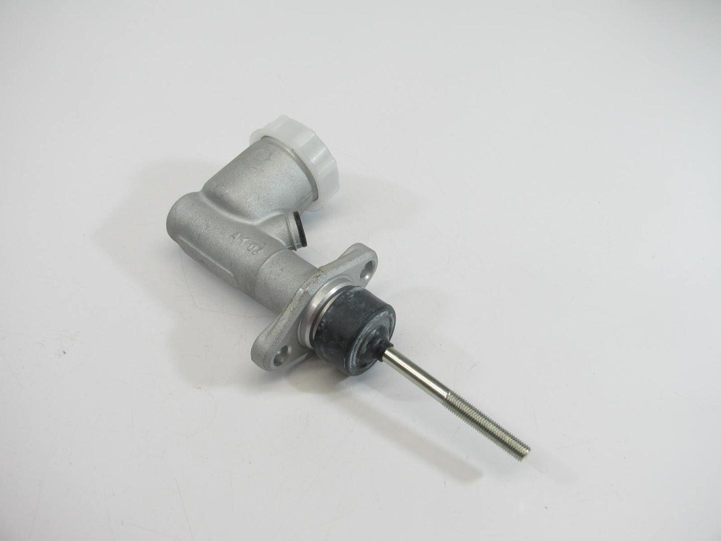 Autopart 1575-31375 Clutch Master Cylinder For 1993 Defender 110, 1994-1995 90