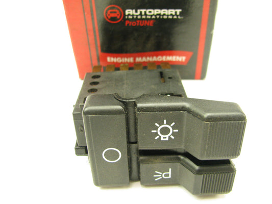 Autopart 1802-303065 Headlamp Headlight Switch 1990-91 Chevrolet GMC C-K Truck