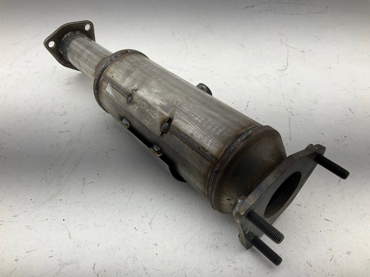 API 2101-22025 Direct-Fit Catalytic Converter - 2003-2007 Honda Accord 2.4L