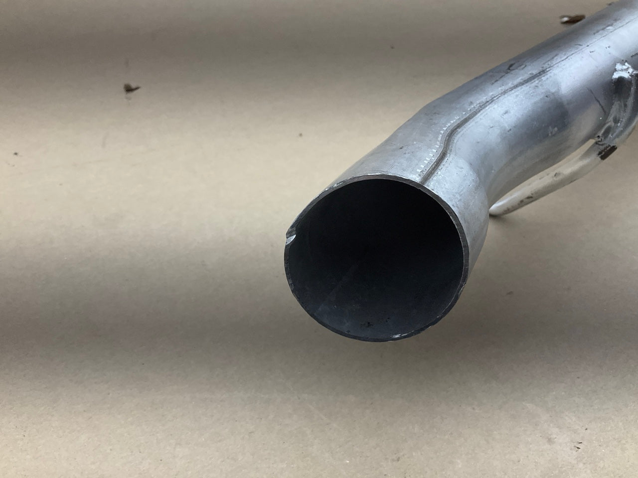 COSMETIC DAMAGE - Autopart 2103-235913 Exhaust Muffler For 2005-2008 Escape 3.0L
