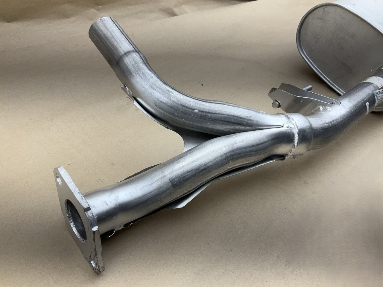 COSMETIC DAMAGE Autopart 2103-97632 Exhaust Muffler For 2005-2006 Nissan Armada