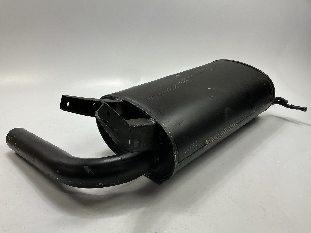 COSMETIC DENTS - API 2103-98122 Rear Exhaust Muffler 04-05 Mitsubishi Outlander