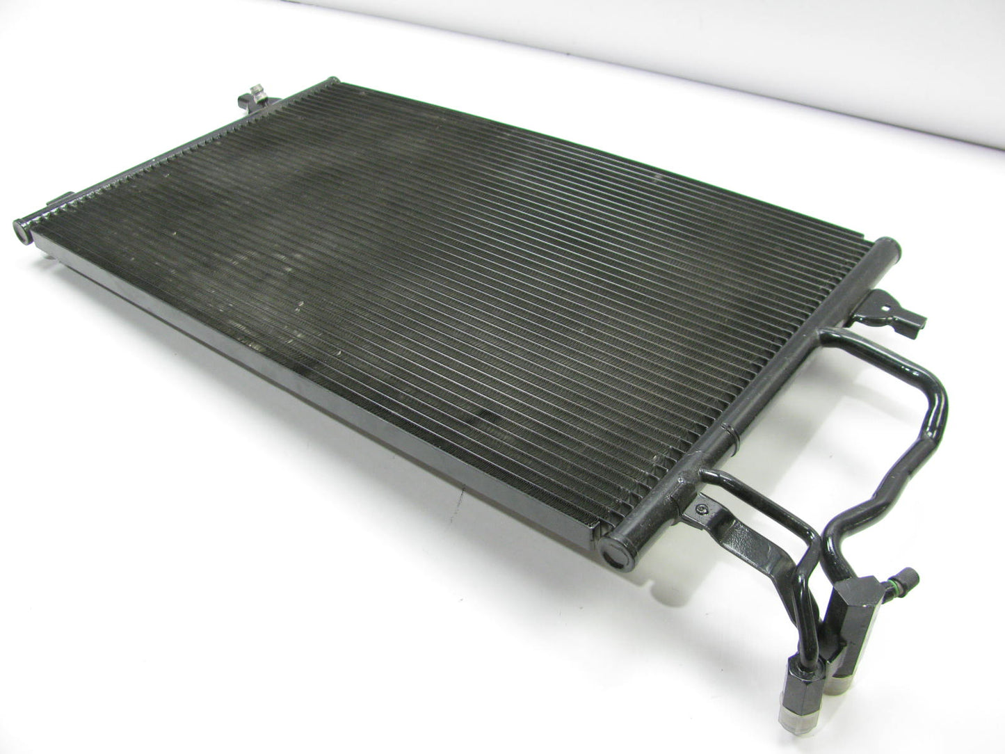 Autopart 2403-450030 A/C Condenser For 1997-2000 Audi A8 1997-03 A8 Quattro