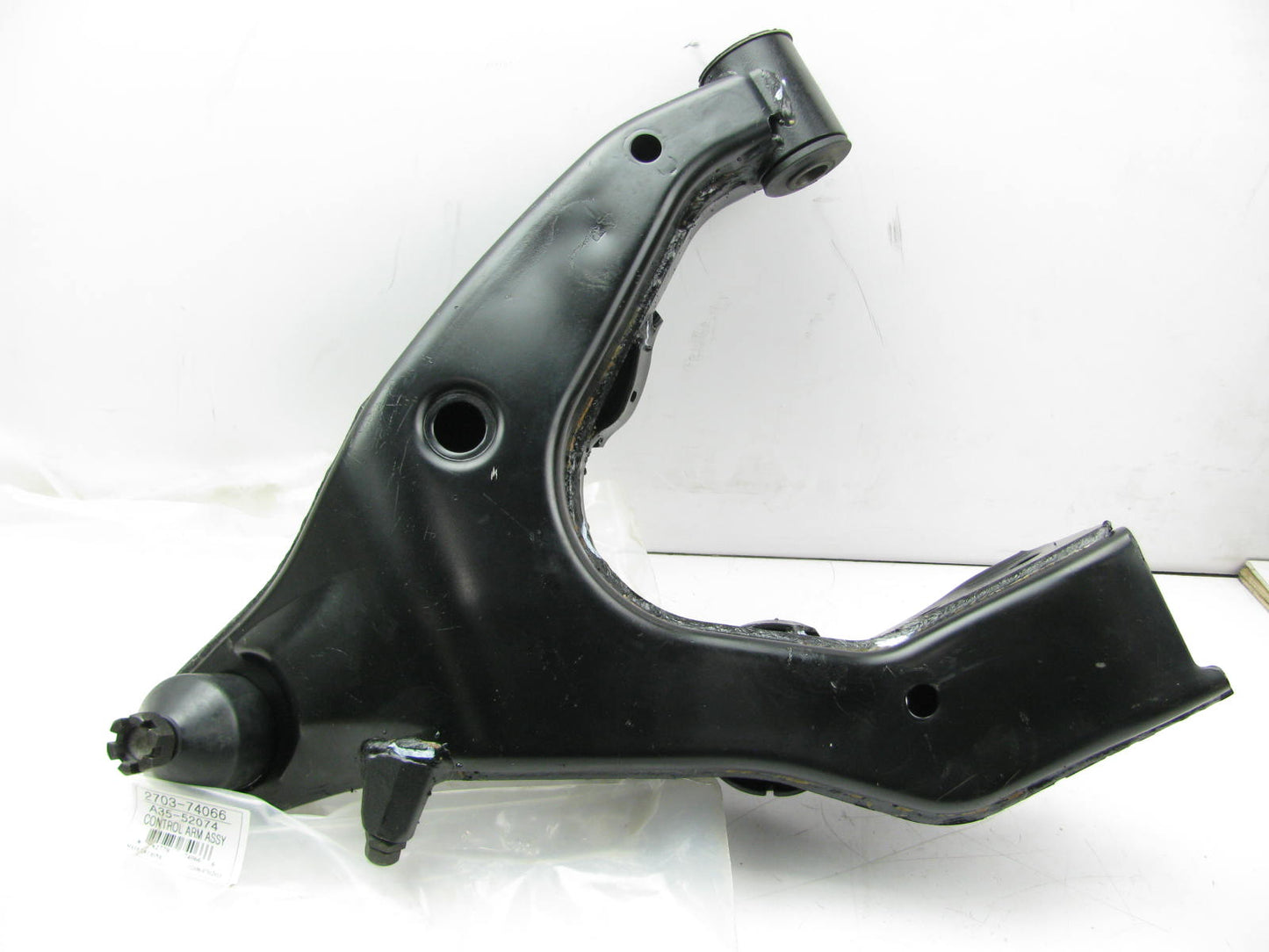 Autopart 2703-74066 Front Right Passengers Lower Control Arm 98-07 Lexus LX470