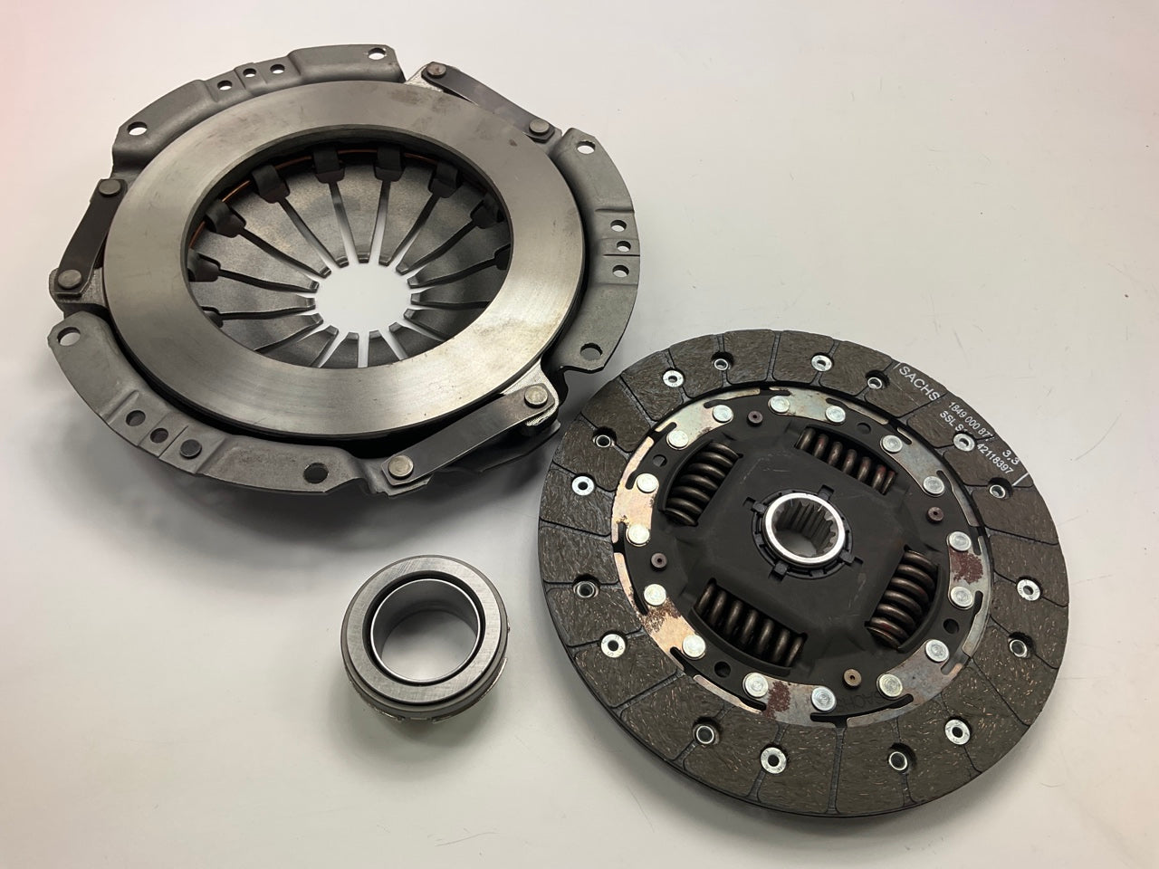 Autopart International MU70162-1A Clutch Kit 14T 8-1/2'' Dia 1994-1998 Saab 900