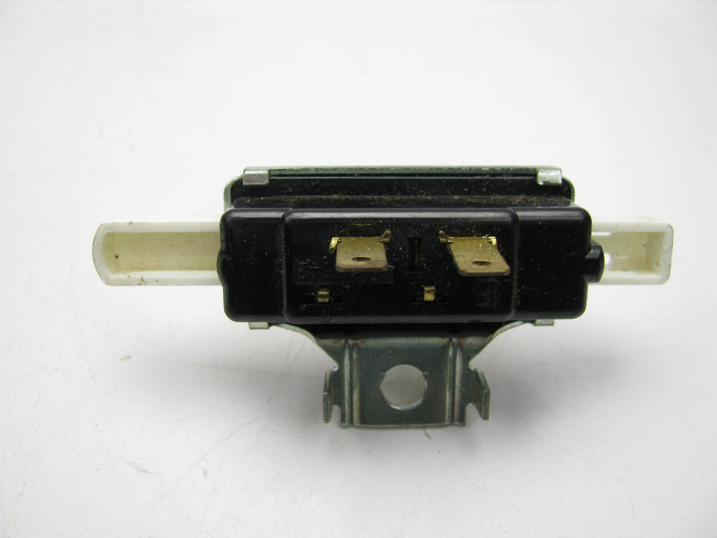 Autotemp A8209 A/C Compressor Clutch Full Throttle Cut-Off Compressor Switch