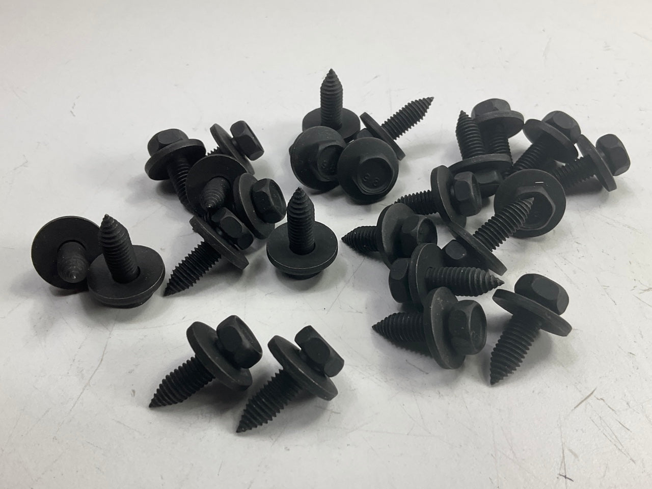 Auveco 11633-25 Metric Hex Head Sems Bolts 6.3-1.0 X 20mm  10mm Hex 17mm Washer