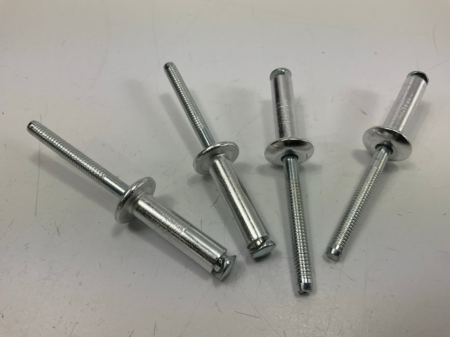 Auveco 12658 Window Regulator Peel Type Rivets 1/4'' Diameter (Box Of 25)