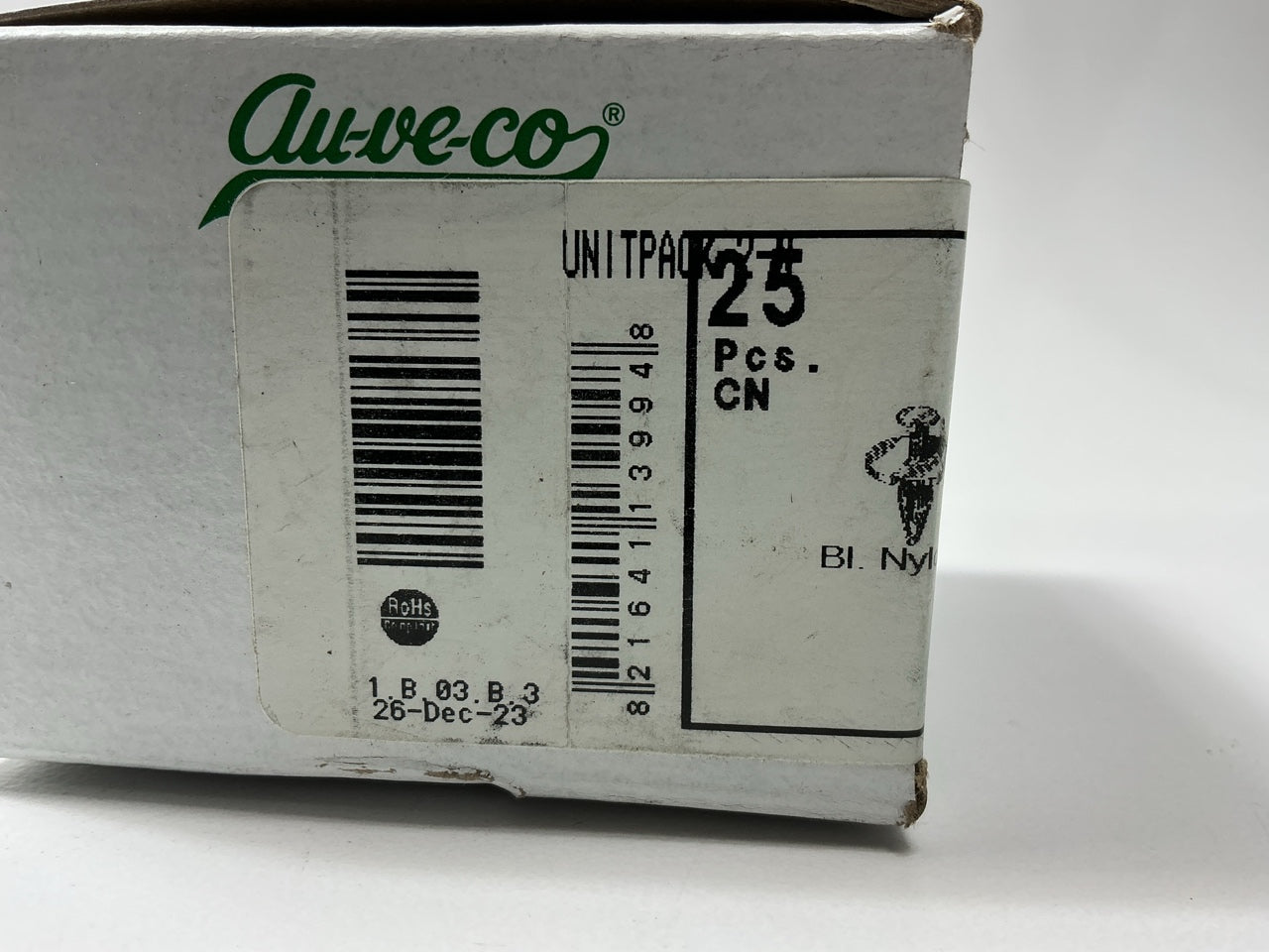 Auveco 13994 Push-Type Retainer 7/8'' Length, 1'' Head Diameter Qty 25