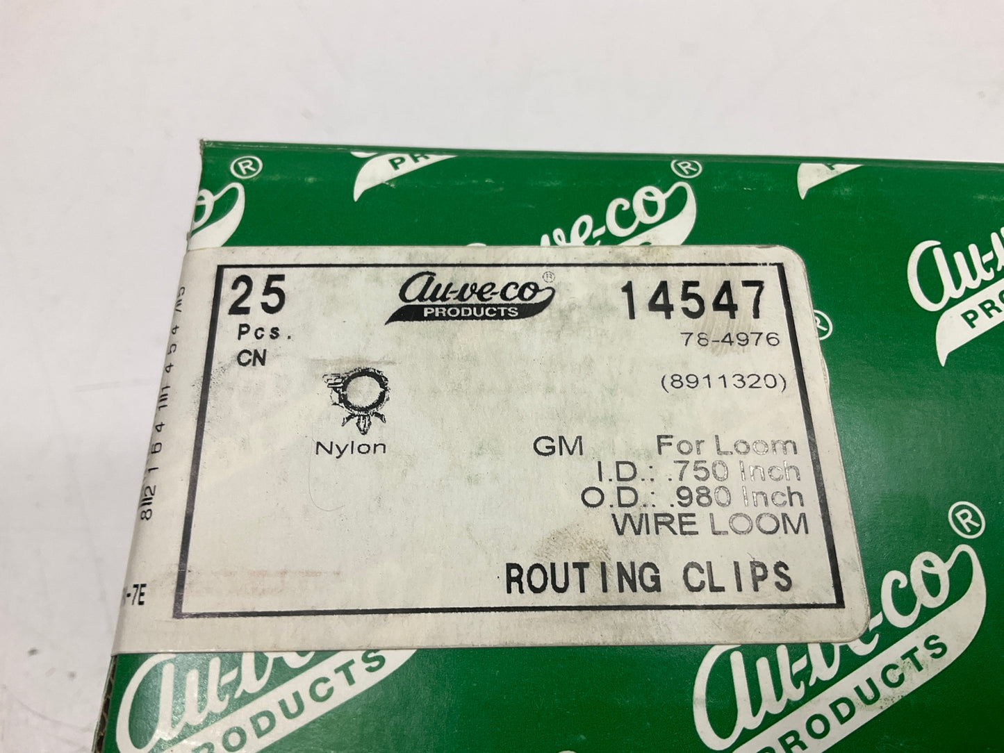 Auveco 14547 Wire Loom Conduit Routing Retainer Clips 3/4'' ID, 1'' OD,  25 / Pack