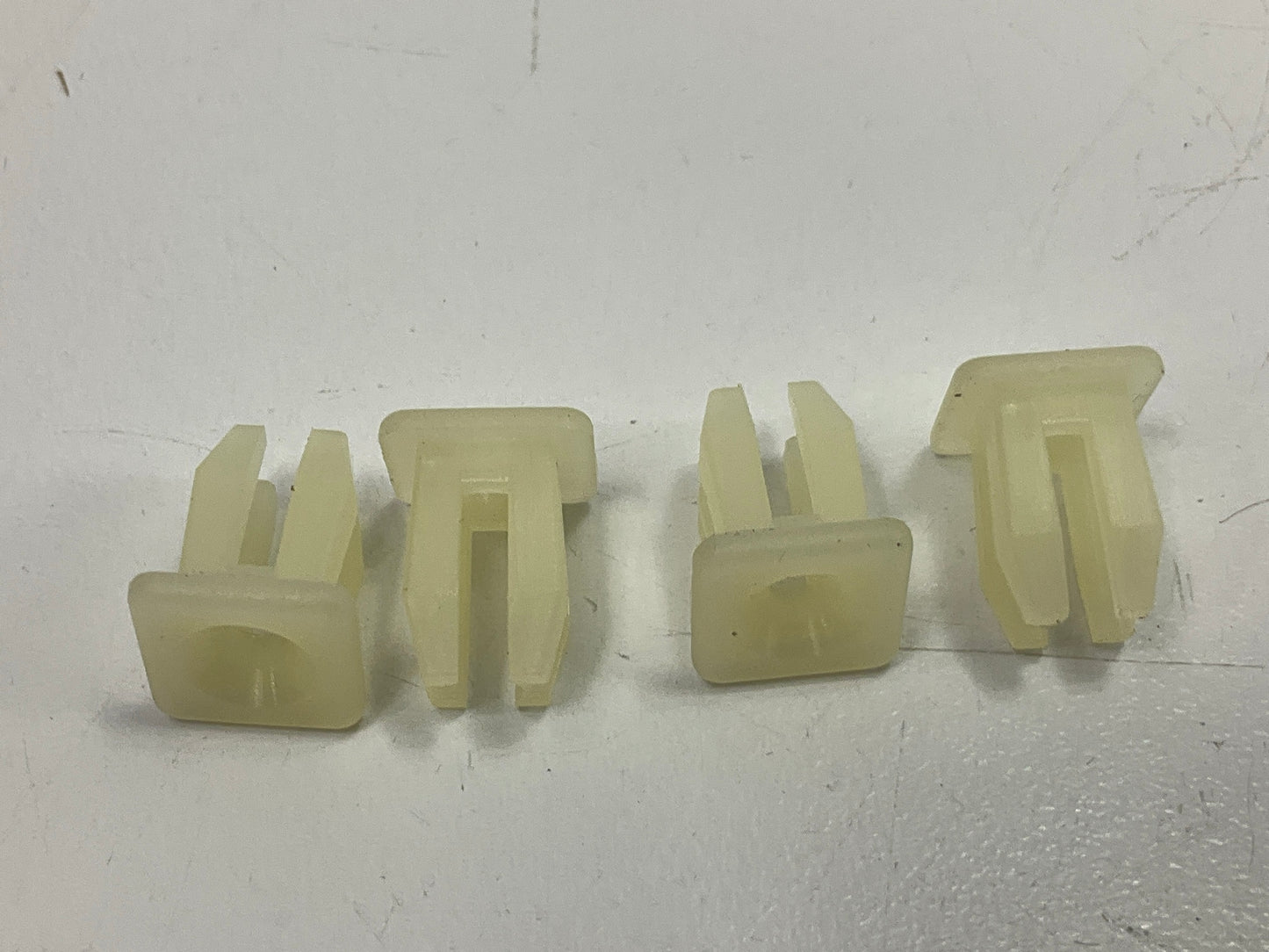Auveco 14755 Nylon Nut For A #8 Screw Qty 25