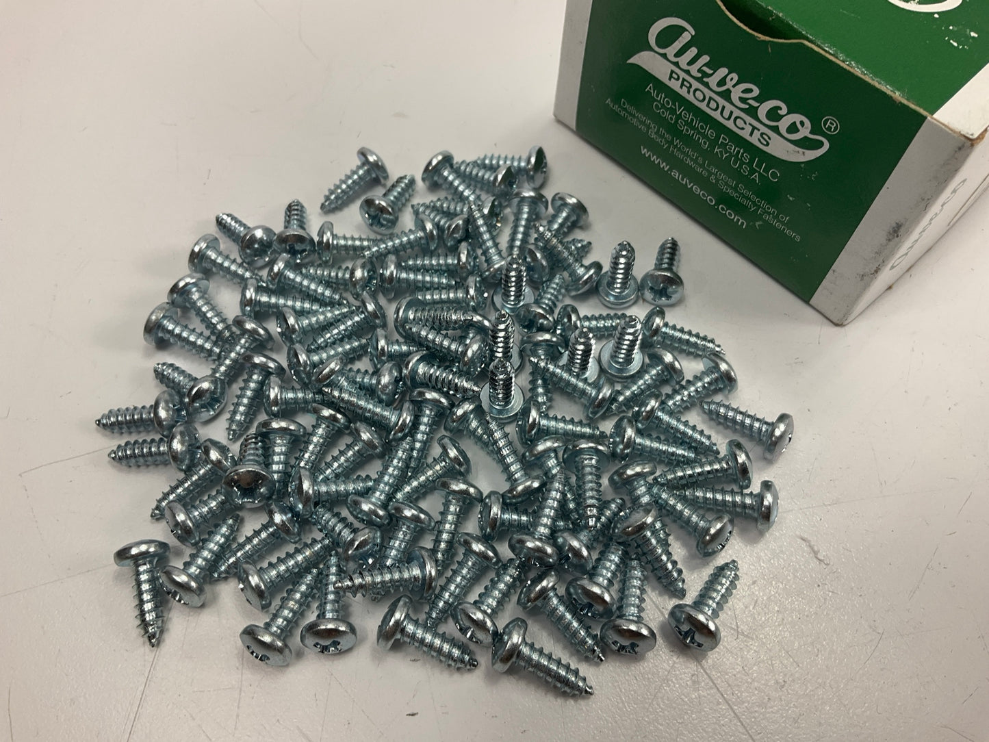 Auveco 1940 #8 X 1/2  Phillips Pan Head Tapping Screws, Plated Zinc, 100 Pack