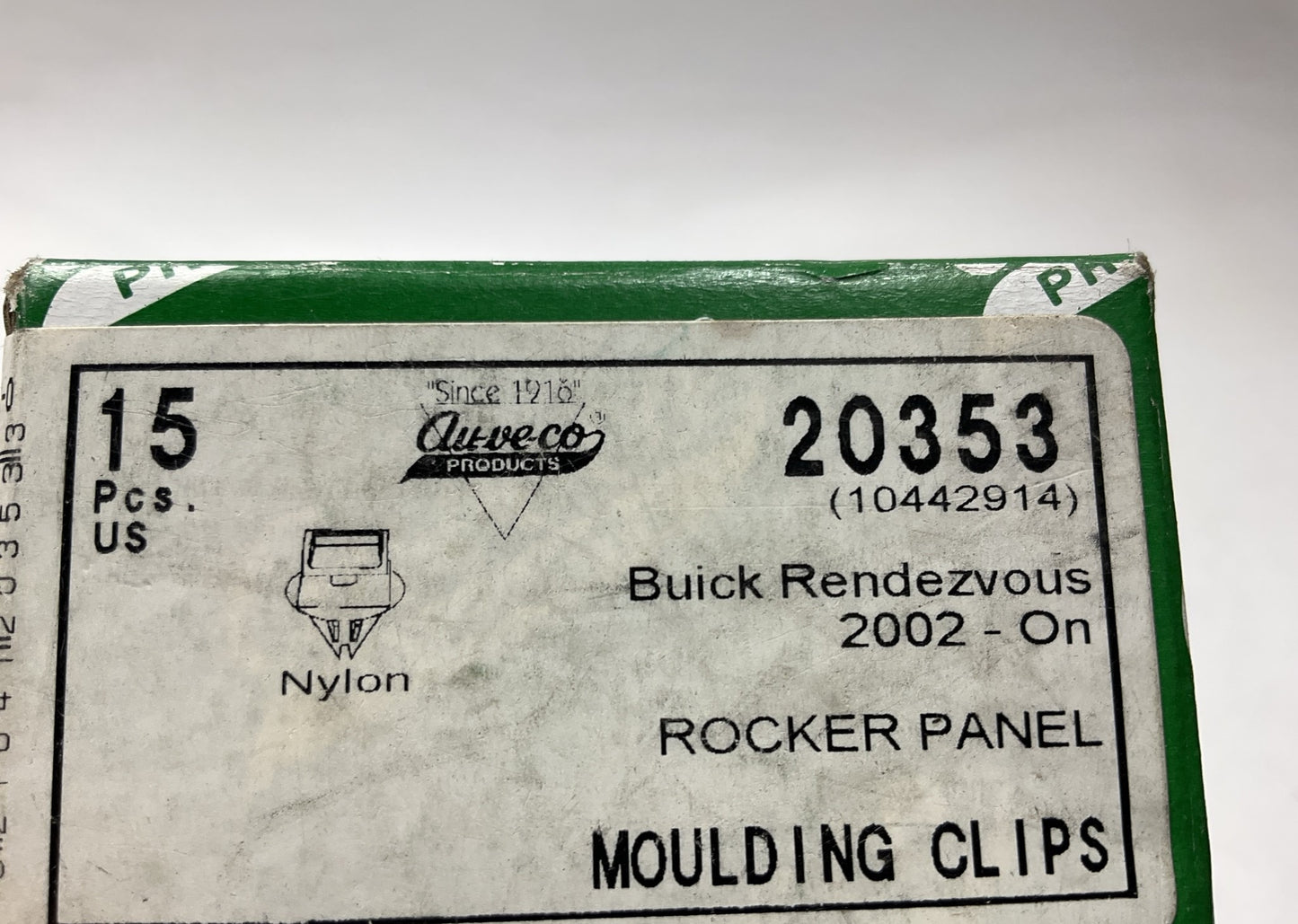 (15) Auveco 20353  Fender-Wheel Fender Flare Molding Retainer Clips