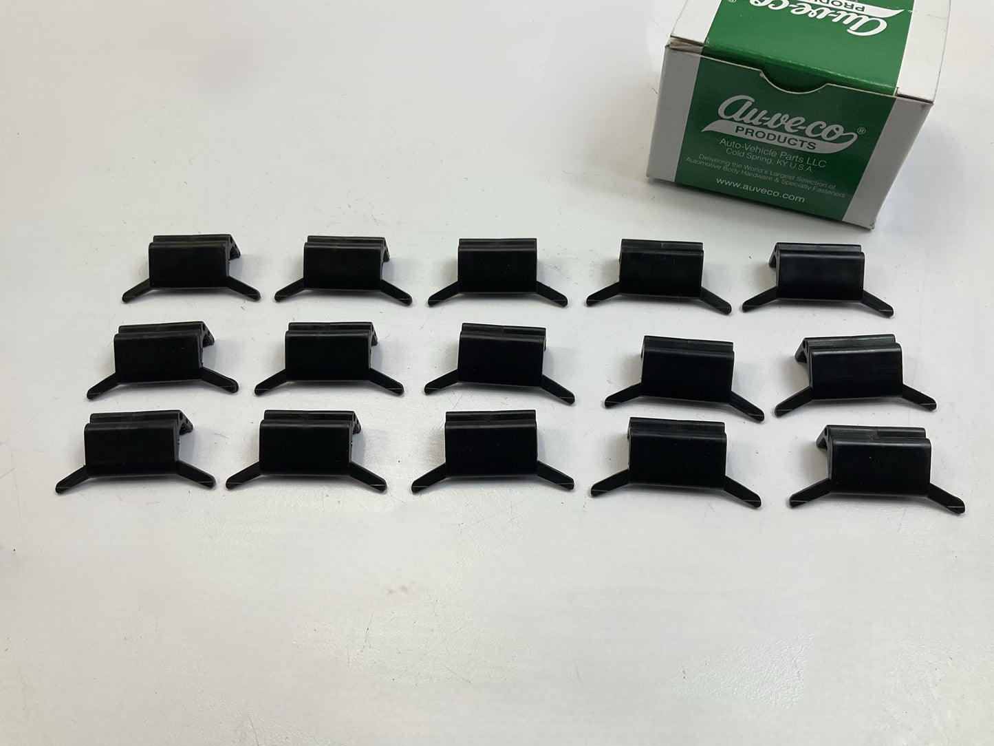 (15) Auveco 20862 Roof & Garnish Moulding Clip Retainer