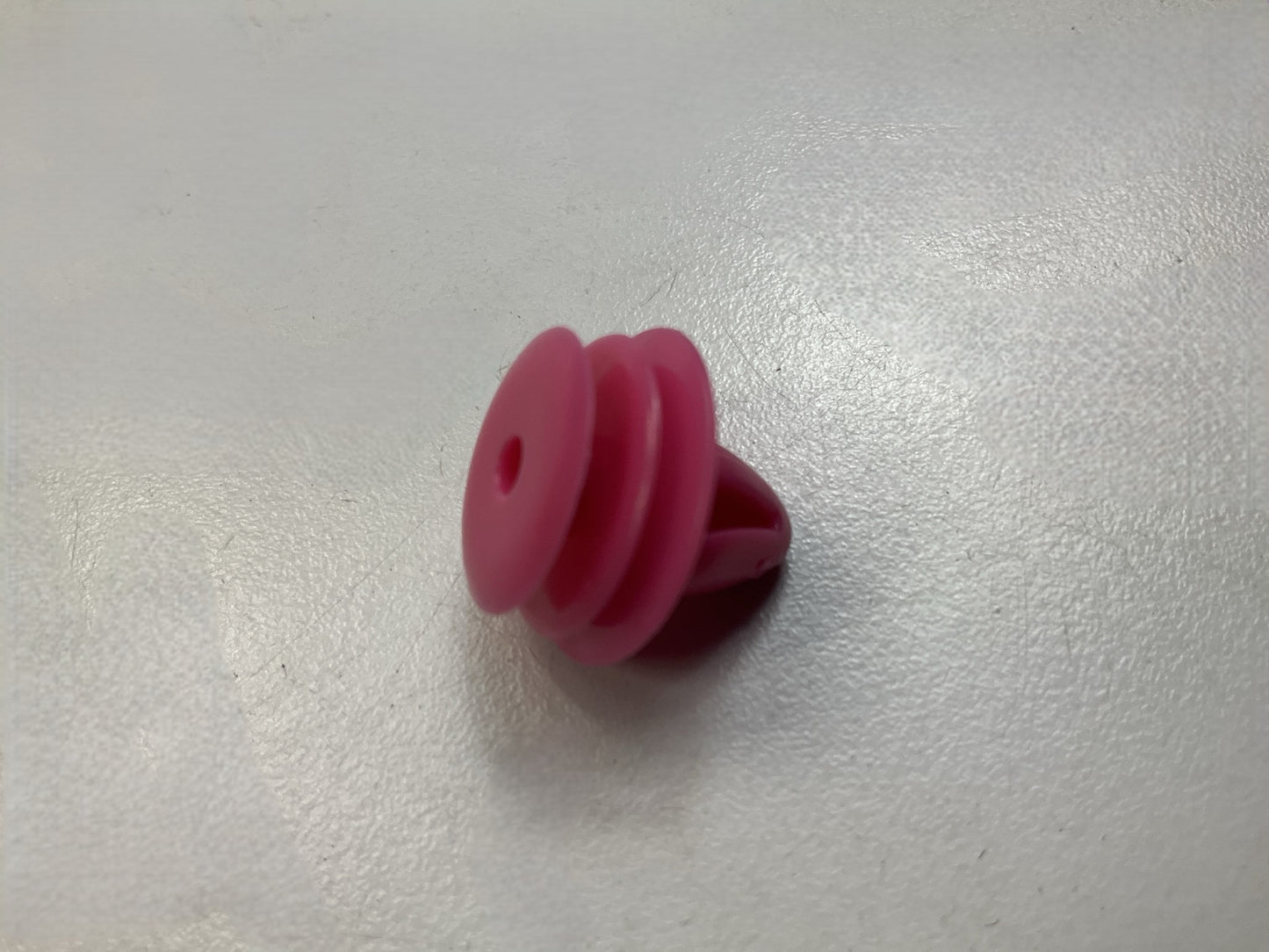 (15) Auveco 21188 Door Trim Panel Clip Pink Plastic Retainer