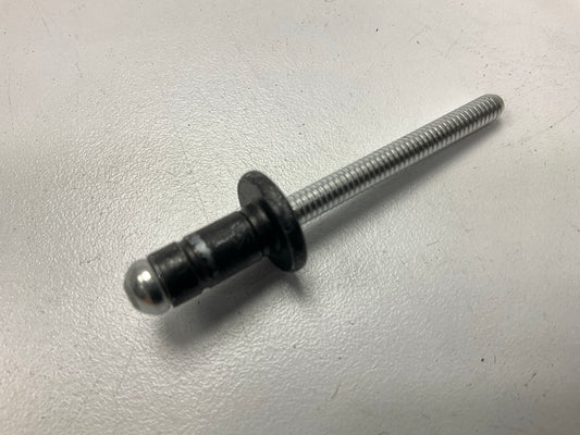 (10) Auveco 21315 Quarter Panel-Fuel Door Rivet Clip