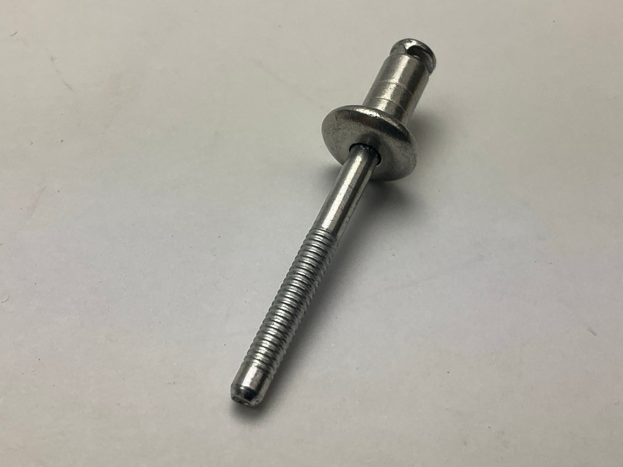 10 Pcs - Auveco # 22066 Ford Specialty Rivet, All Steel, Zinc - W702554-S900C