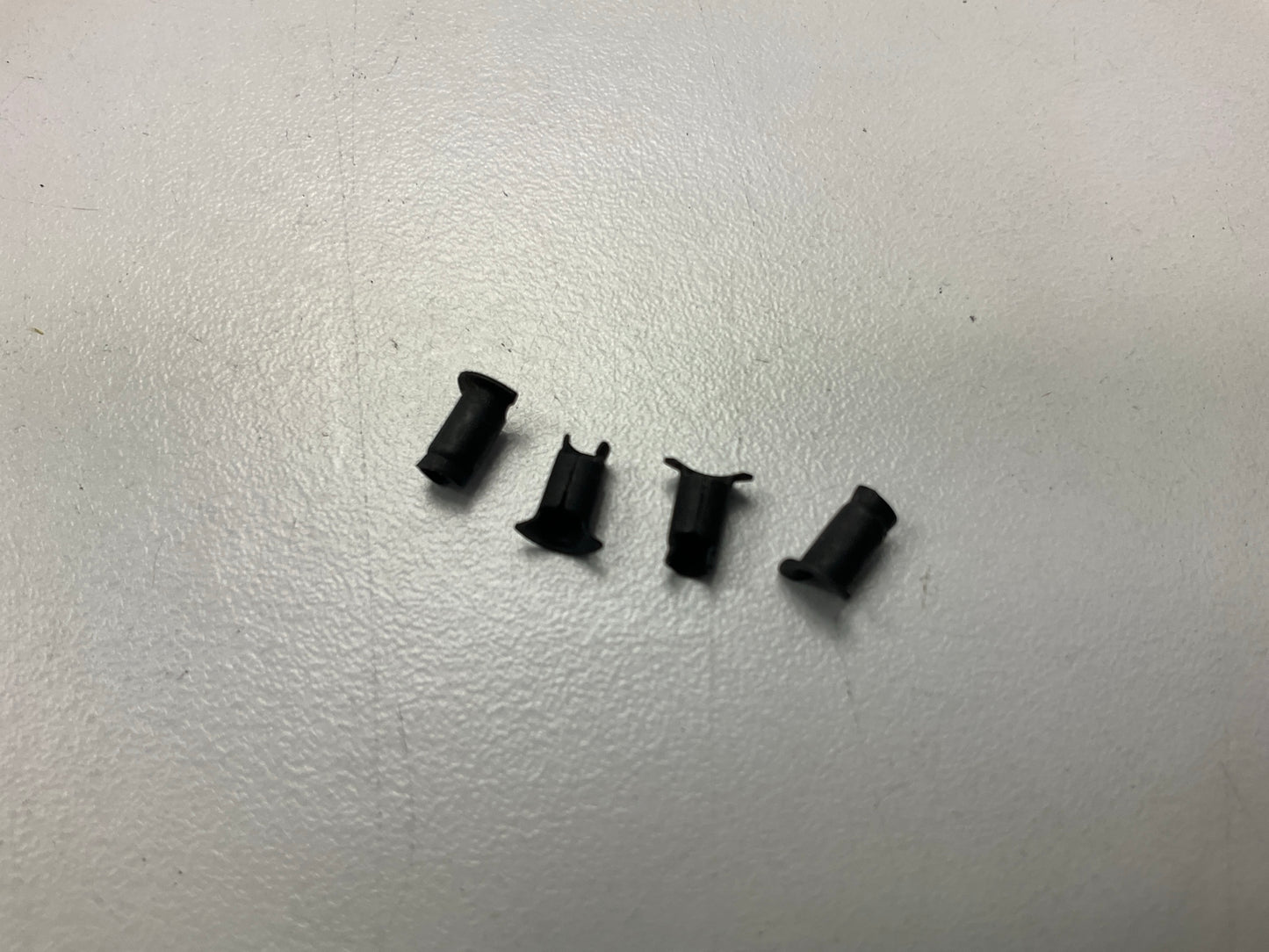 Auveco 3137 Tubular Nut For 3/32 Stud .025-.175 Panel Range Qty 100