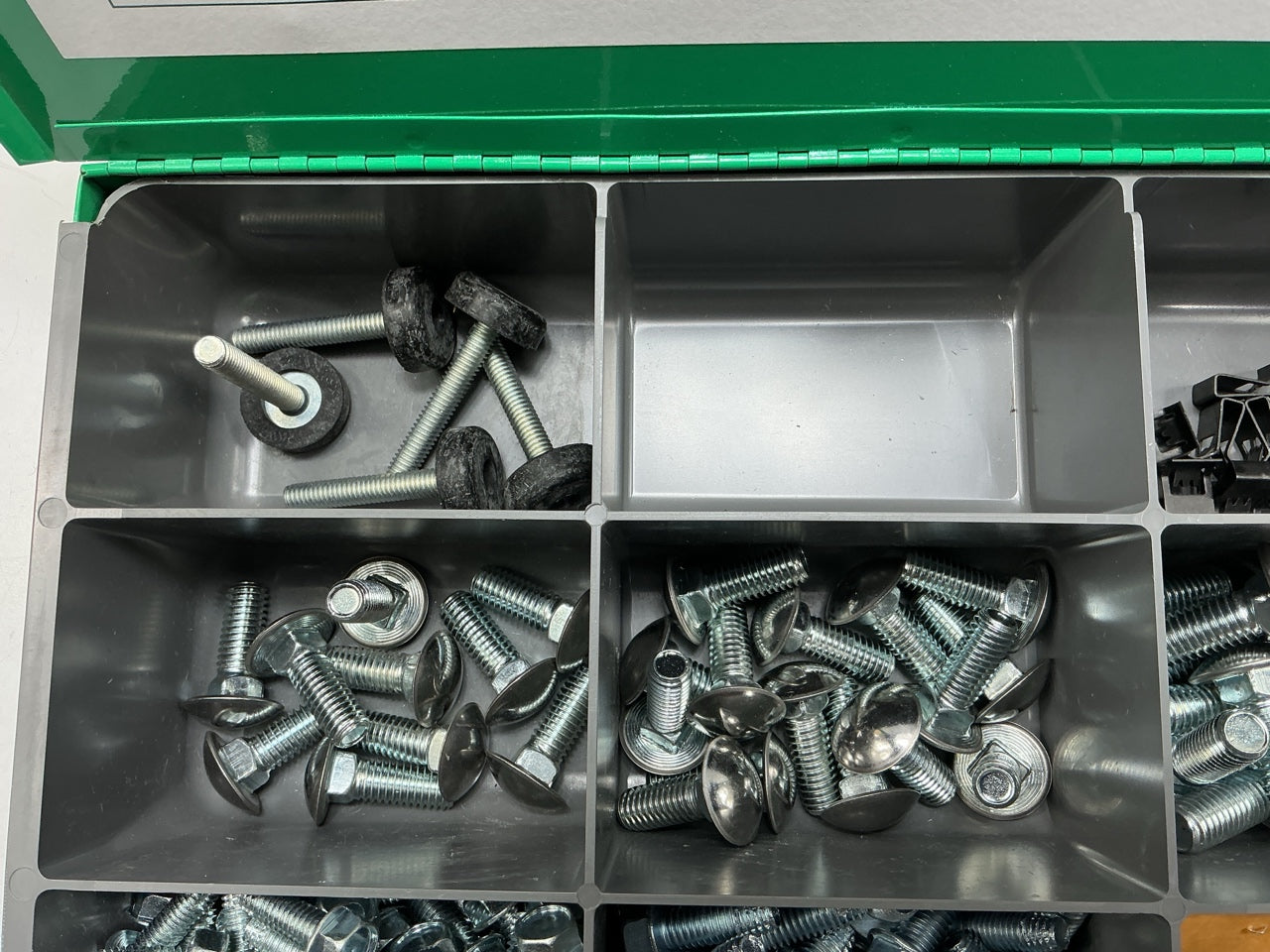 AUVECO 6614BHM Body Bolts & Bumper Bolts Assortment Pack, 445 Pcs