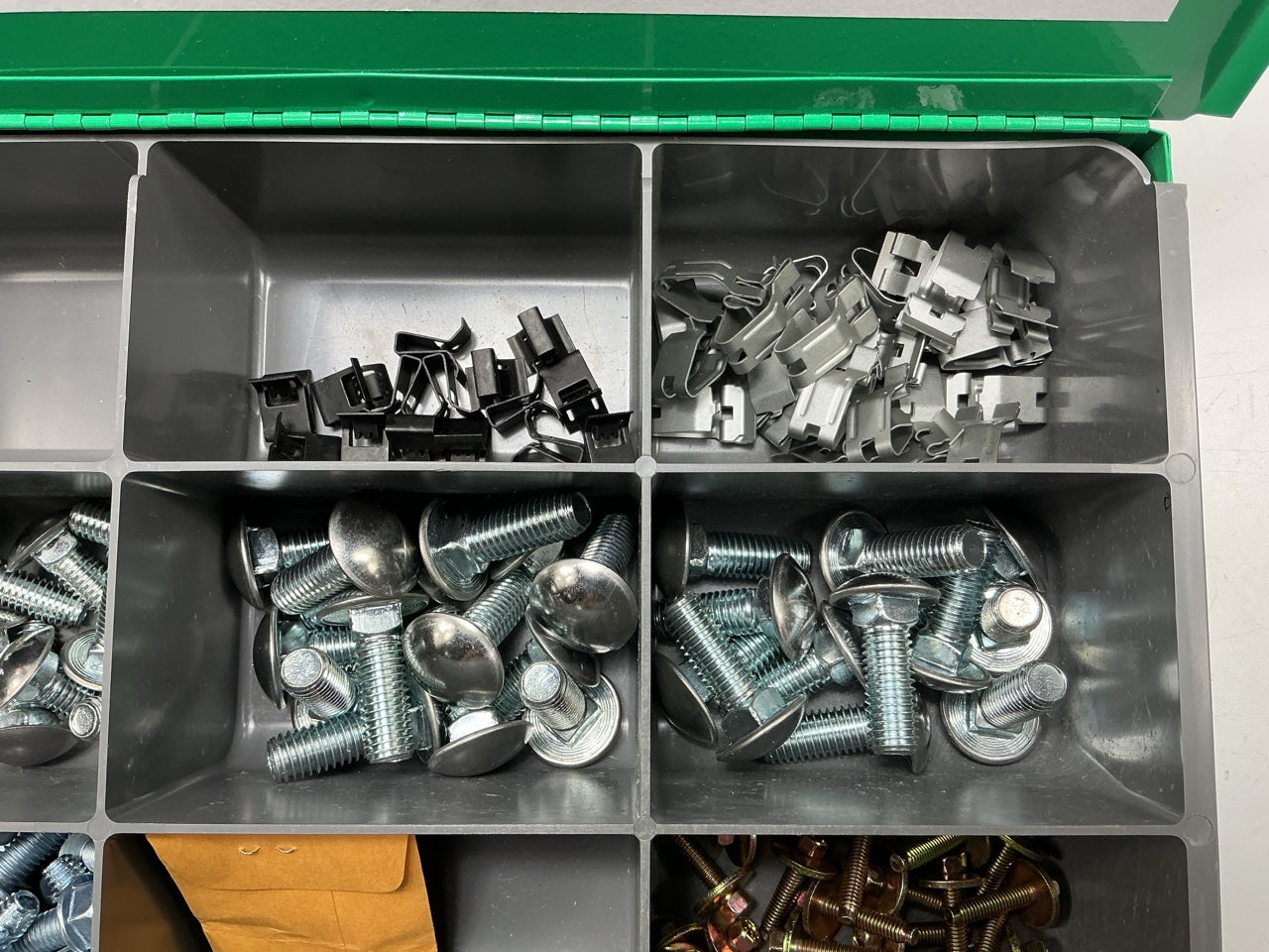 AUVECO 6614BHM Body Bolts & Bumper Bolts Assortment Pack, 445 Pcs