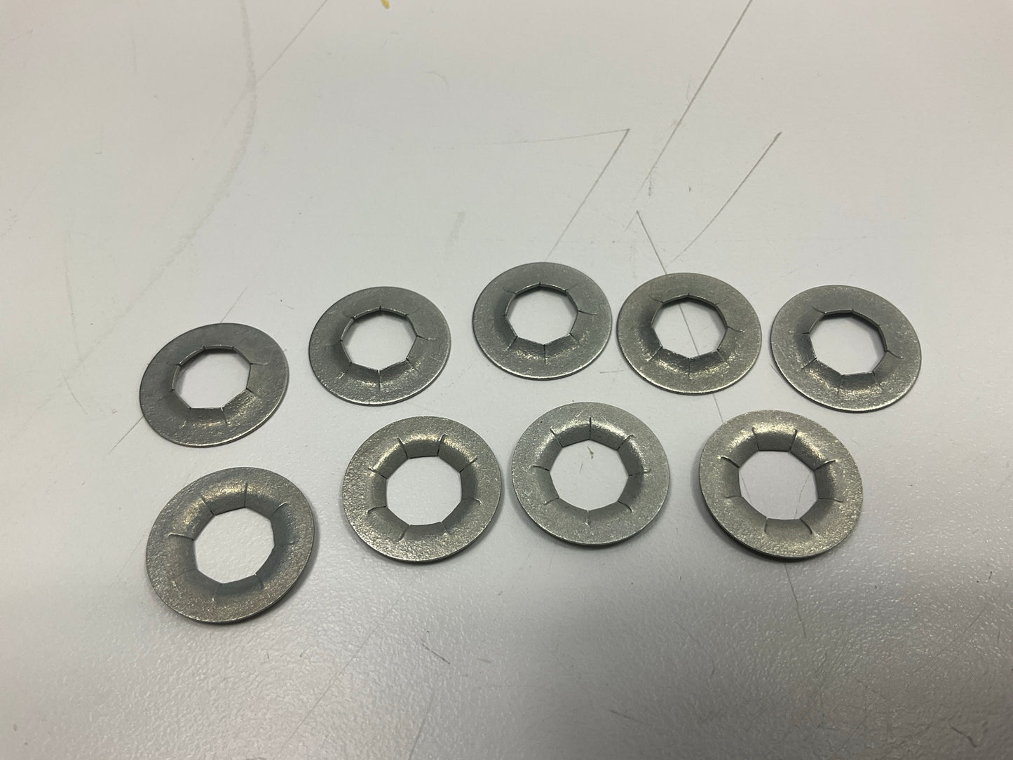 (100) Auveco 8869 Flat Push On Stud Retainer, 5/16'' Stud, 5/8'' OD