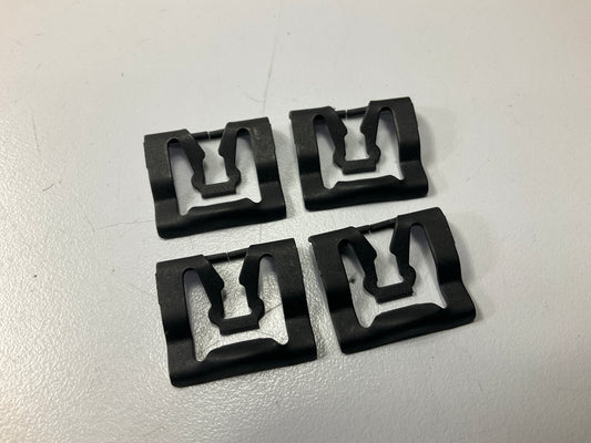 Auveco 8941 Window Reveal Moulding Clips Pack Of Box (100)