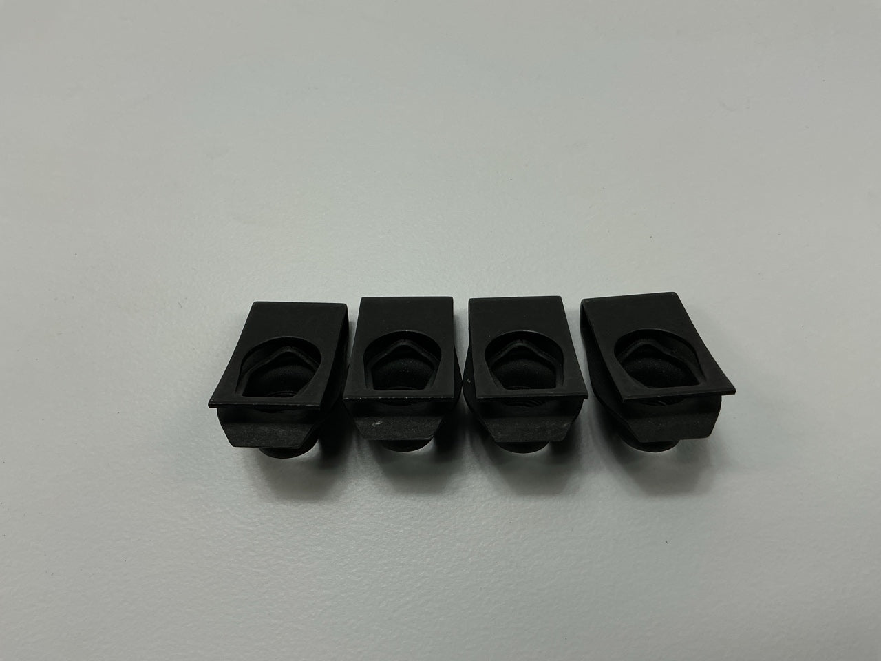 (16) Auveco AP10053 5/16''-18 Screw Size Panel Range .025''-.150'' Center Hole