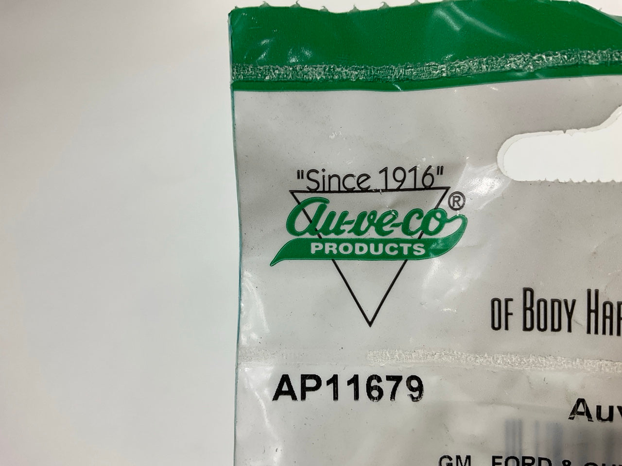 (18) Auveco AP11679 Mud Shield Retainer, 0.75'' Head