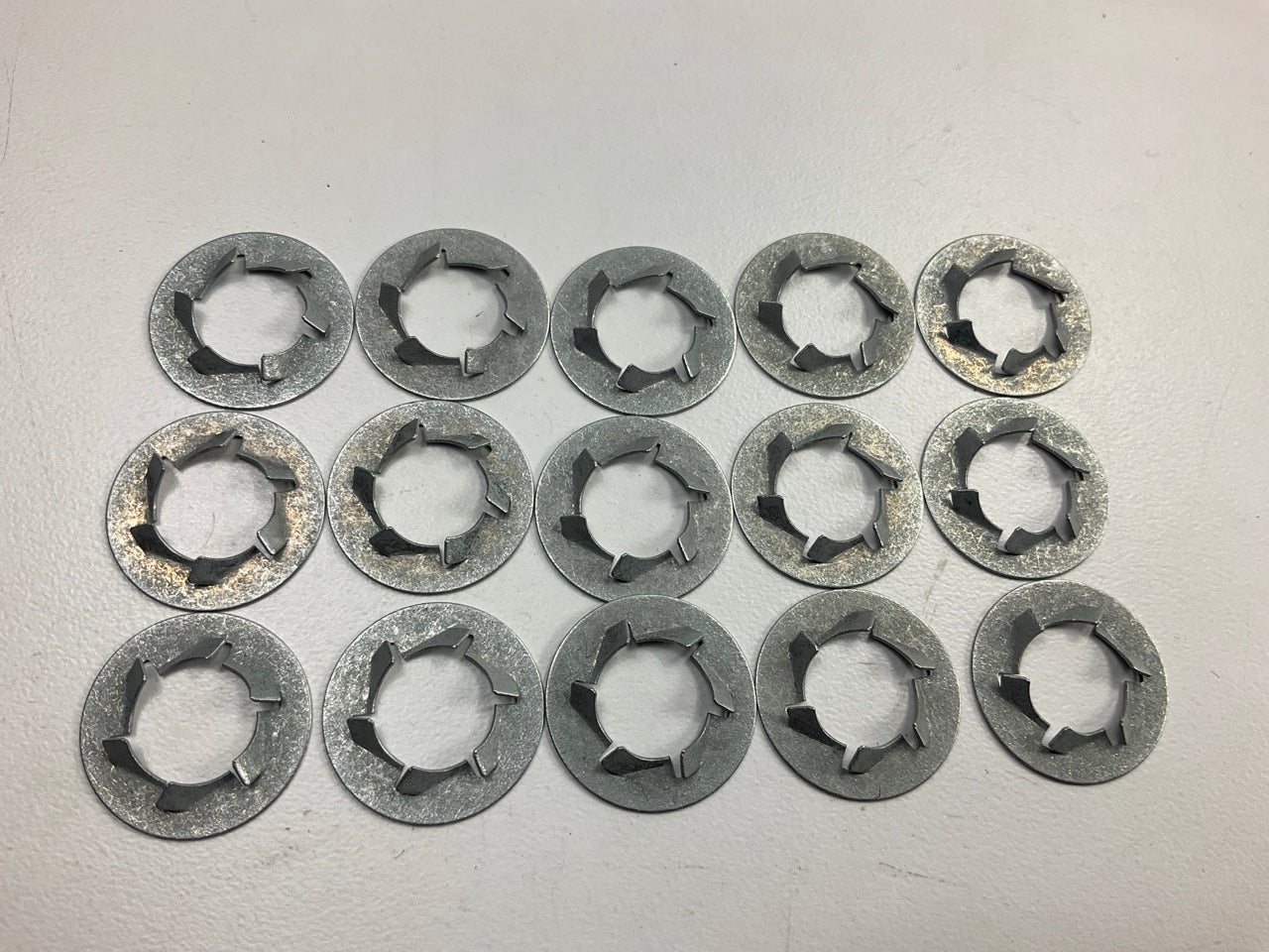 Auveco AP12127 Pushnut Bolt Retainer For M12-1.75 Bolt, 21.4mm OD Qty 30