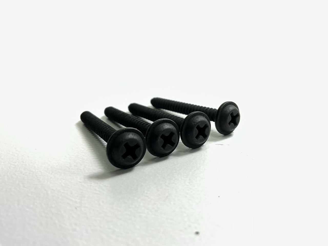 Auveco AP12218 Tapping Screw Phillips Flat Washer Head #8 X 1.5'' Qty 40