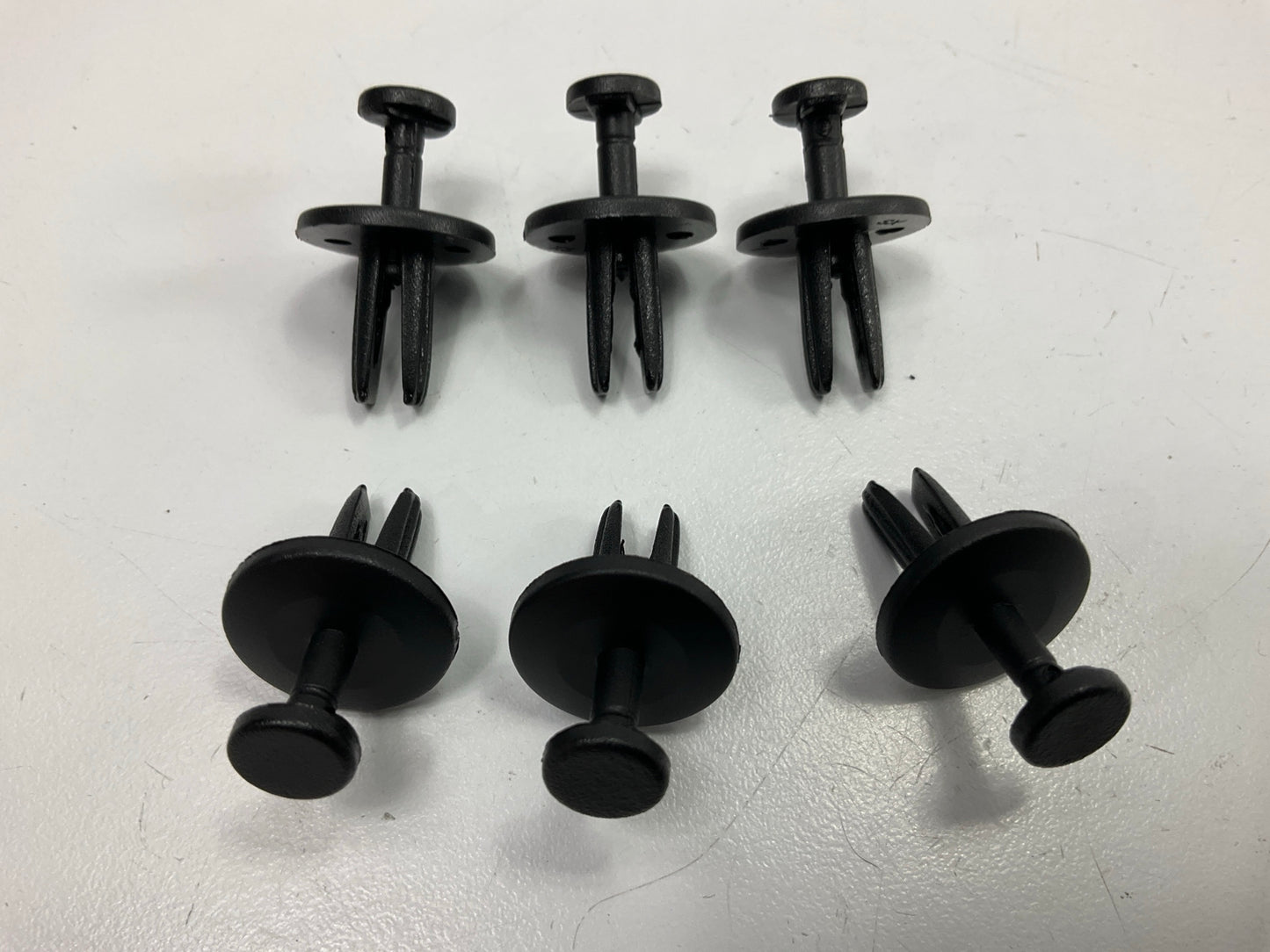 Auveco AP12567 Front Bumper Fascia Plastic Retainer Clip Push Rivet Qty 30