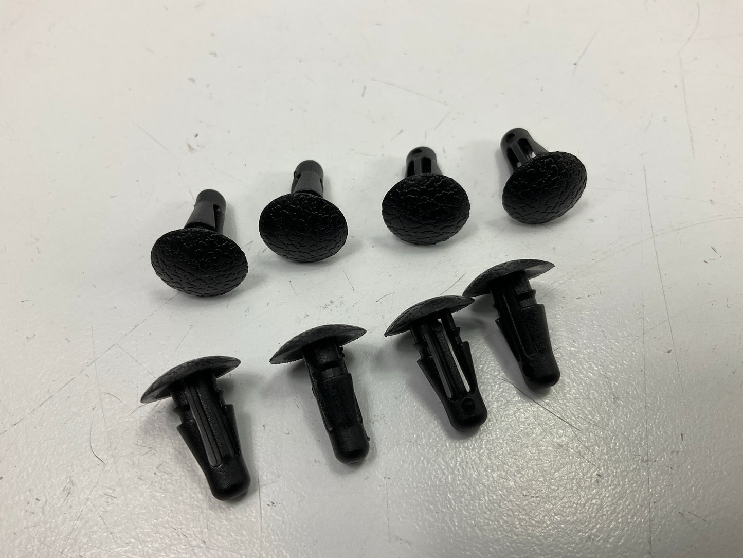Auveco AP14355 Retaining Clip Bumper Seal Panel Retainer Plastic Qty 24