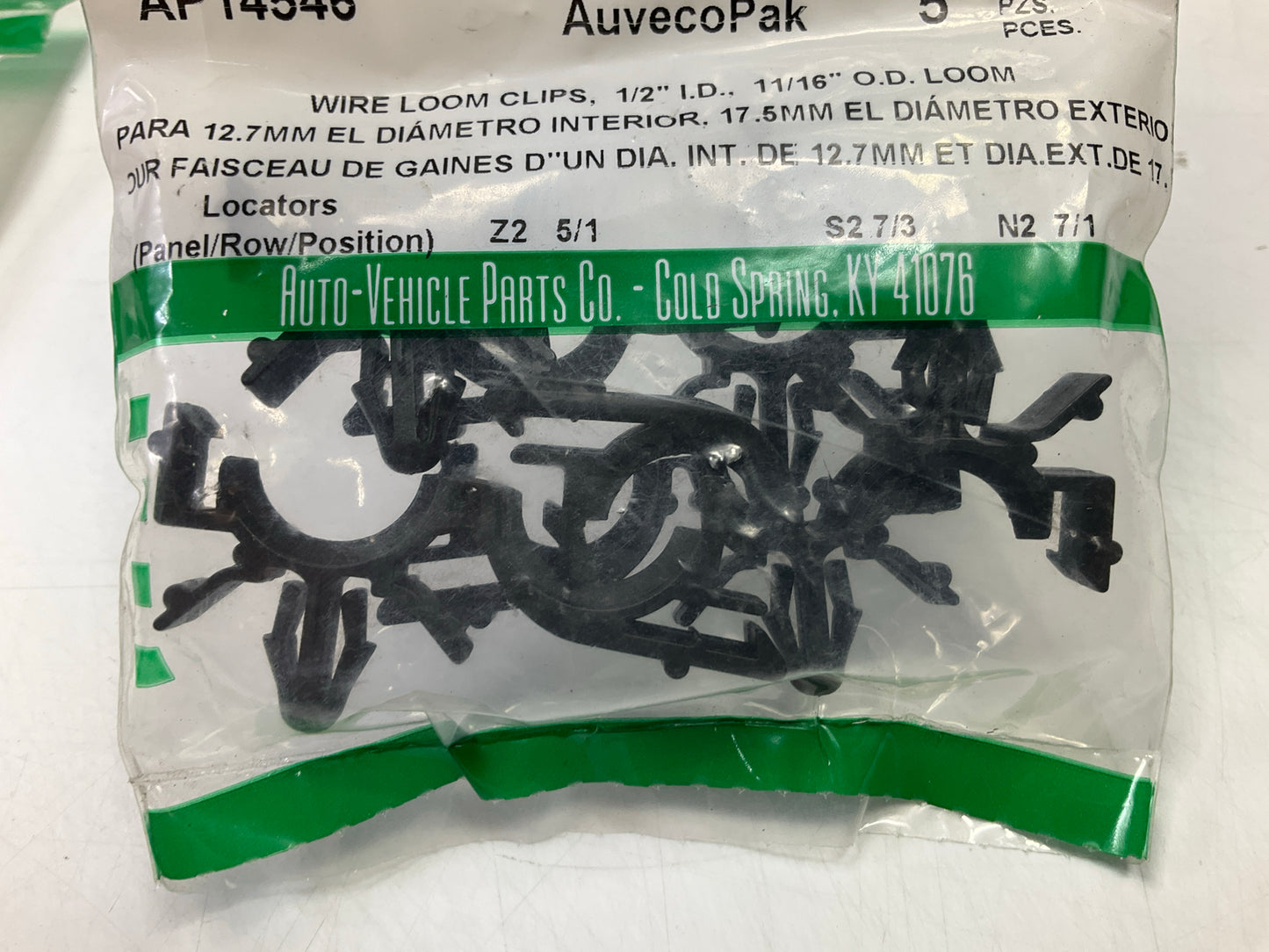 Auveco AP14546 Wire Loom Rout Ing Clips 1/2'' I.D., 11/16'' O.D. Qty 80