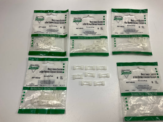 (40) Auveco AP14642 Quarter Belt Reveal Moulding Clip Retainer - GM # 20199675