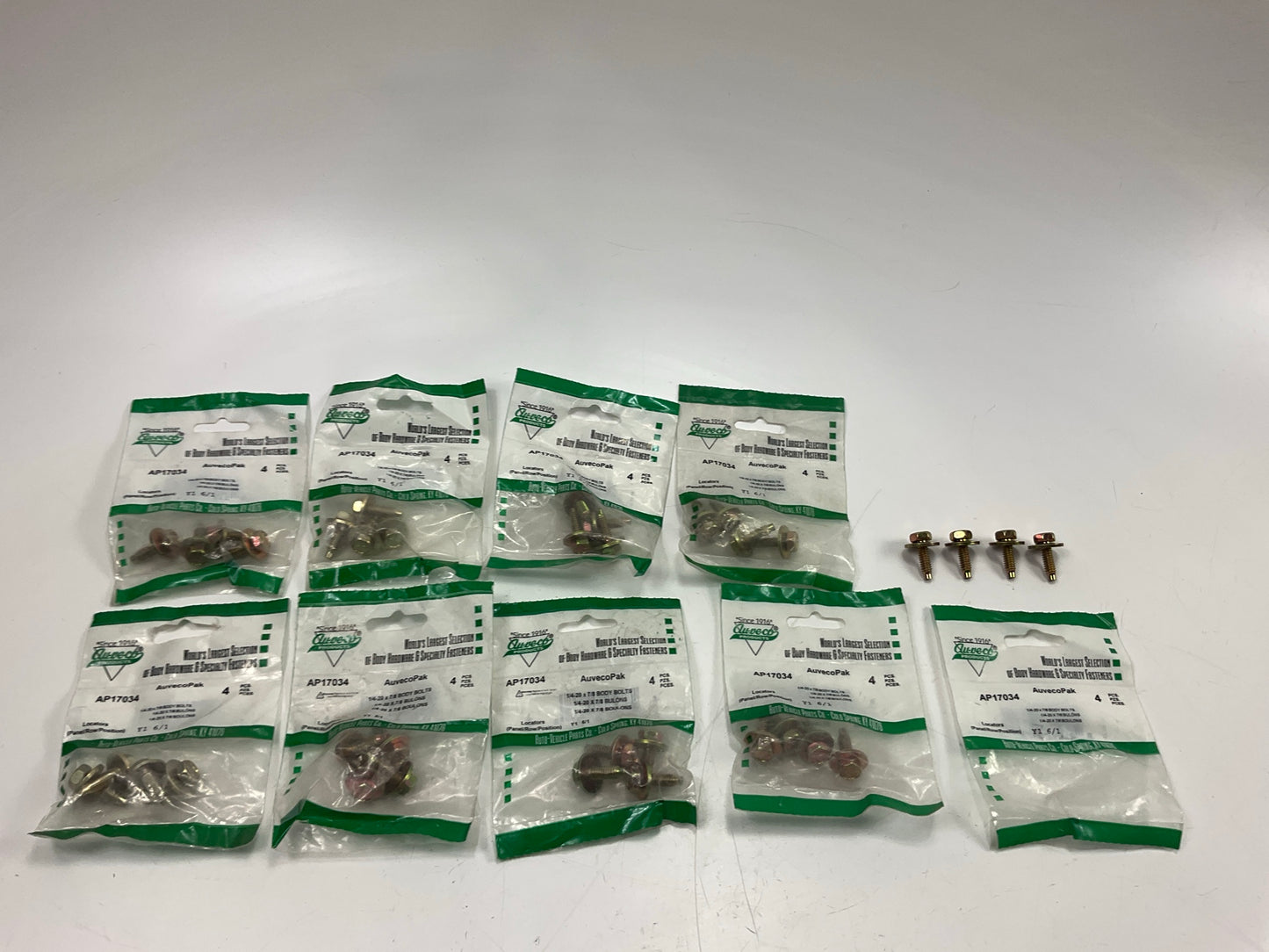 Auveco AP17034 1/4 - 20 X 7/8 '' Body Bolts With Washer Qty 36
