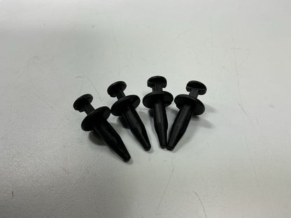 (16) Auveco AP17103 Fascia Retainer, Black, 15mm Head Diameter