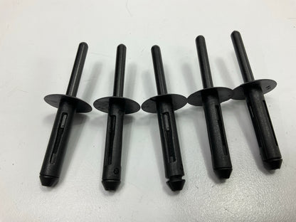 (15) Auveco AP18108 Nylon Rivets 1/4 DIA. 5/32-3/8 Grip Black Qty 15