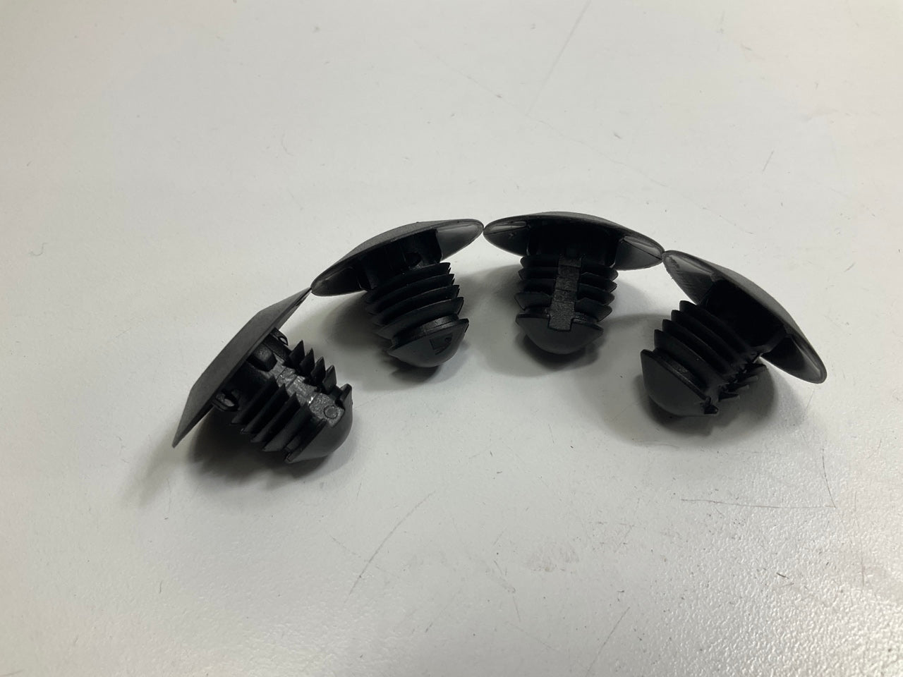 Auveco AP20362 Bumper Fascia Retainer GM S & T Trucks 2002 -  Up Qty 96