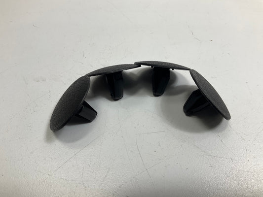 (20) Auveco AP20543 Hood Insulation Clip Retainer 26mm Head