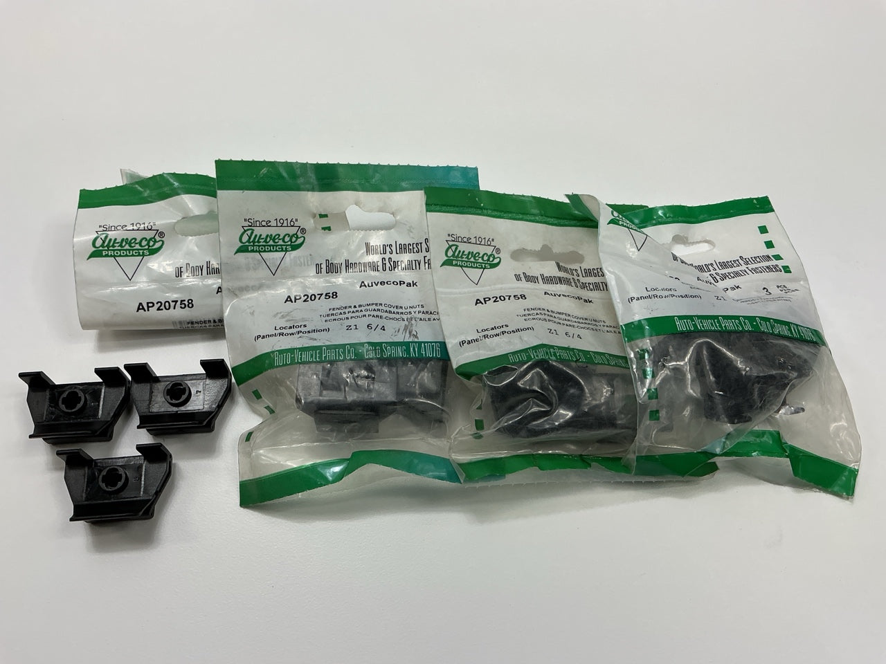 (12) Auveco AP20758 Front Fender & Bumper Cover Clip Width: 25mm Length: 34mm