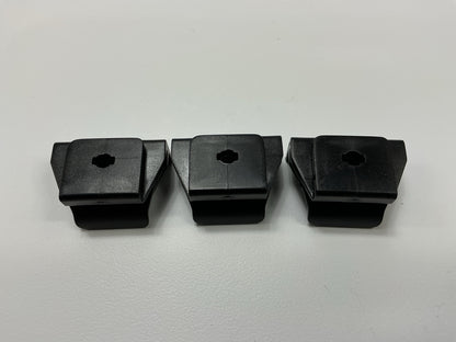 (12) Auveco AP20758 Front Fender & Bumper Cover Clip Width: 25mm Length: 34mm