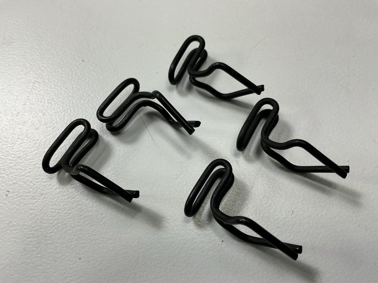 (20) Auveco AP2310 Door Trim Panel Fastener