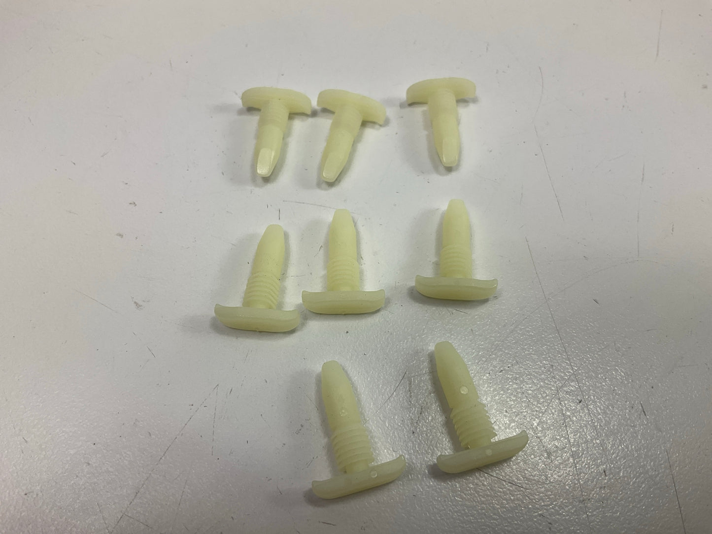 (48) Auveco AP8853 Weatherstrip Retainer Replaces Ford # C5AB-6220586A