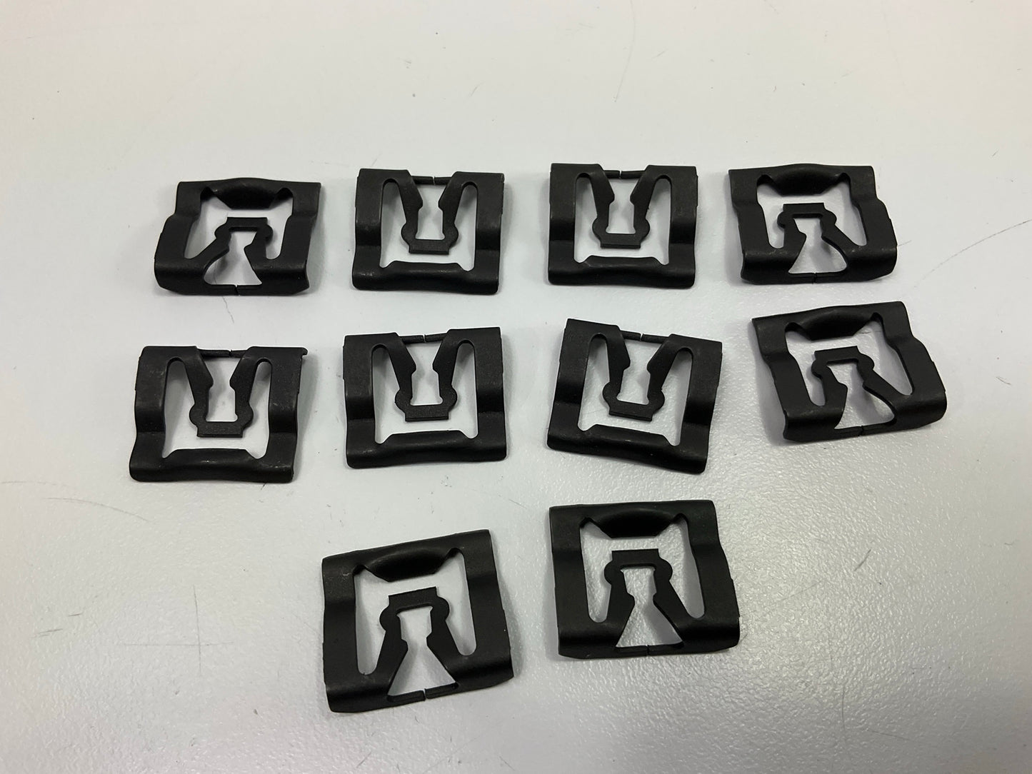 (20) Auveco AP8941 Windshield And Rear Window Trim Molding Clips Ford 1966- Up