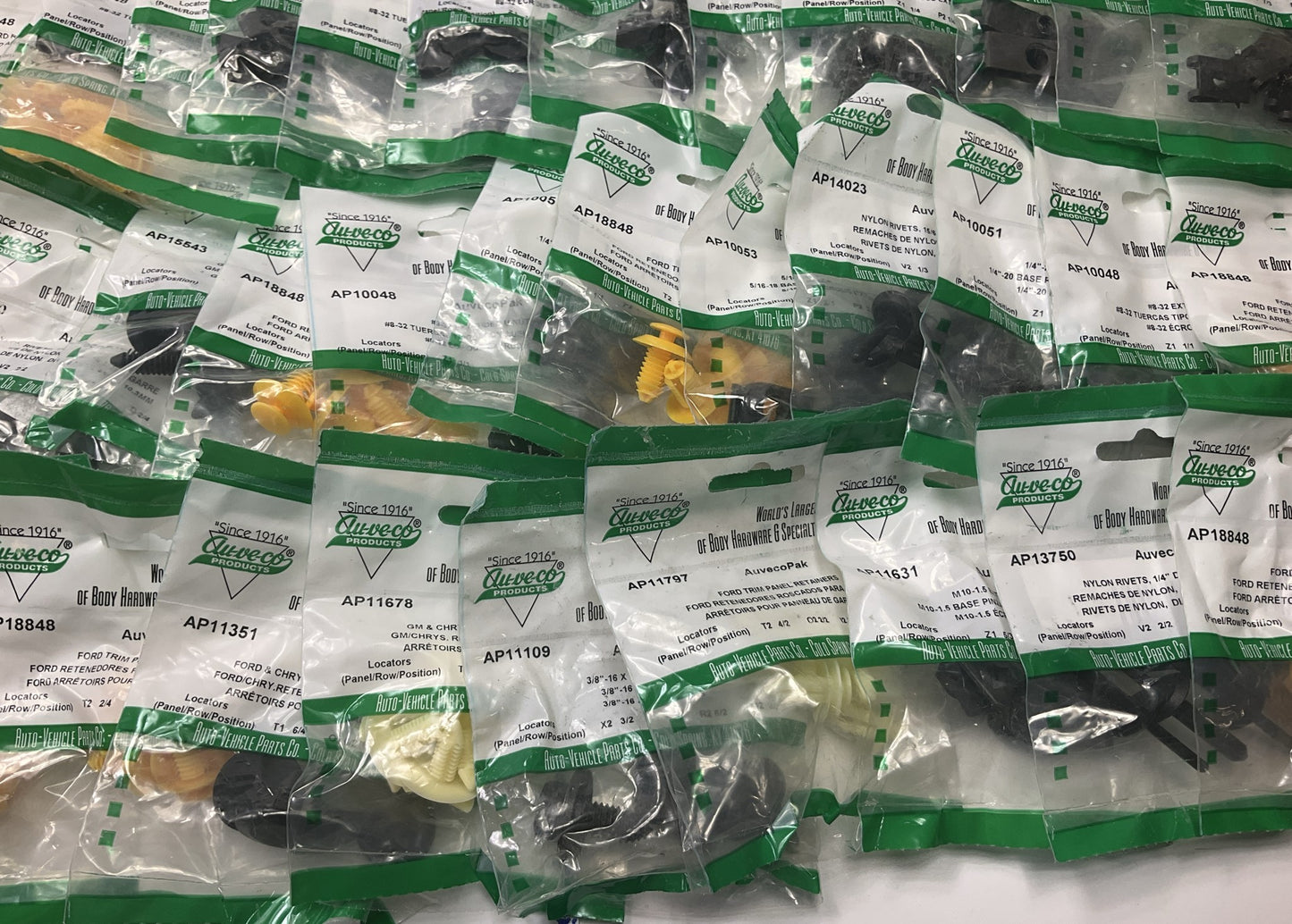 Wholesale Lot # 17 - Auveco Retainer Clips & Hardware Lot, 250 Packs As Shown